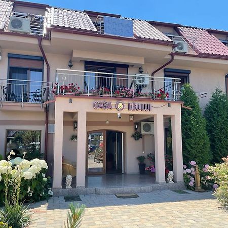 Hotel Ametist Casa Leului Năvodari Esterno foto