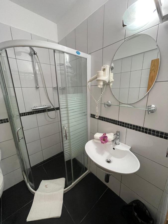 Hotel Ametist Casa Leului Năvodari Esterno foto