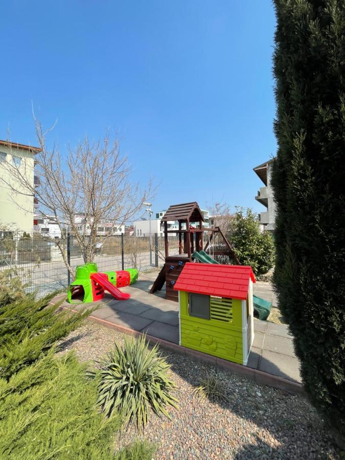 Hotel Ametist Casa Leului Năvodari Esterno foto