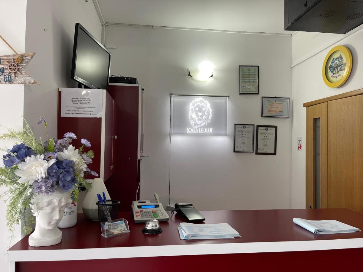 Hotel Ametist Casa Leului Năvodari Esterno foto